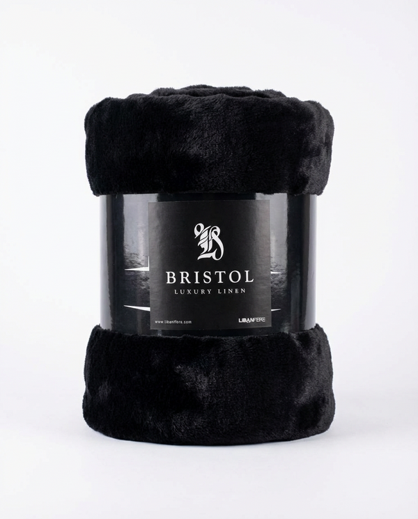 Blanki Plush Blanket — Burgundy